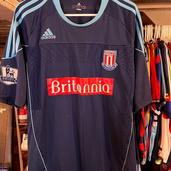 2010/2011 Stoke City FC Adidas Away Jersey - Picture 2 of 9